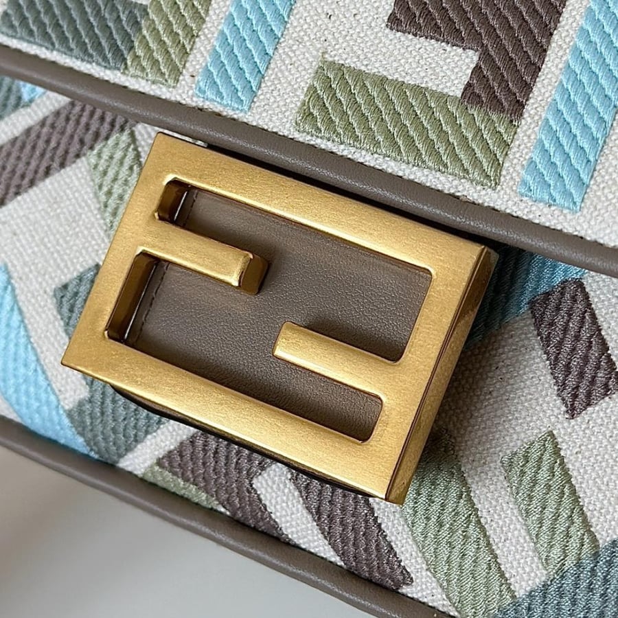 Fendi Baguette Mini