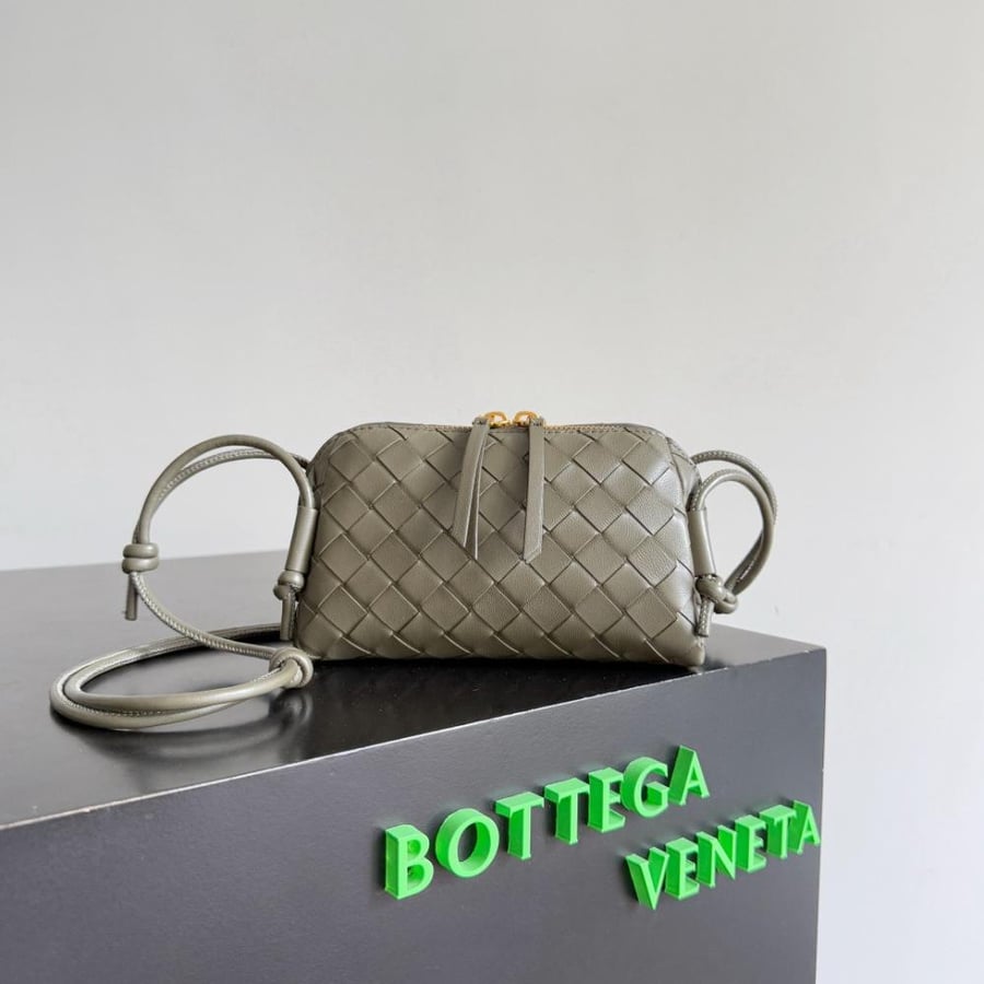 Concert Pouch in Intrecciato Leather