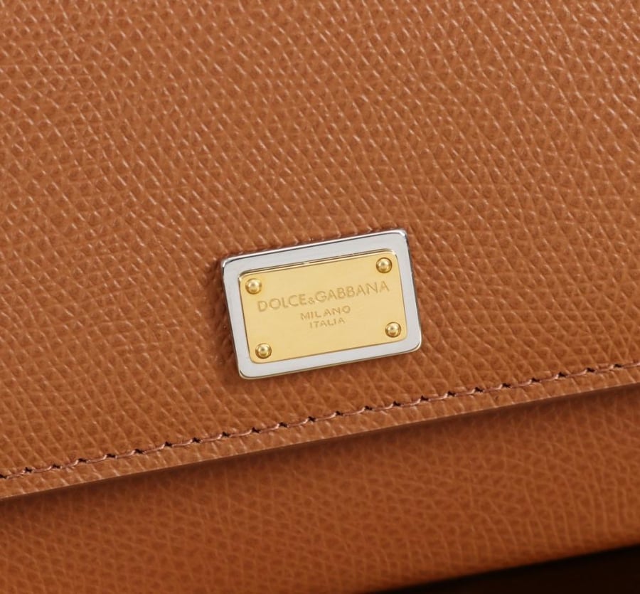 D&G mini wallet on chain