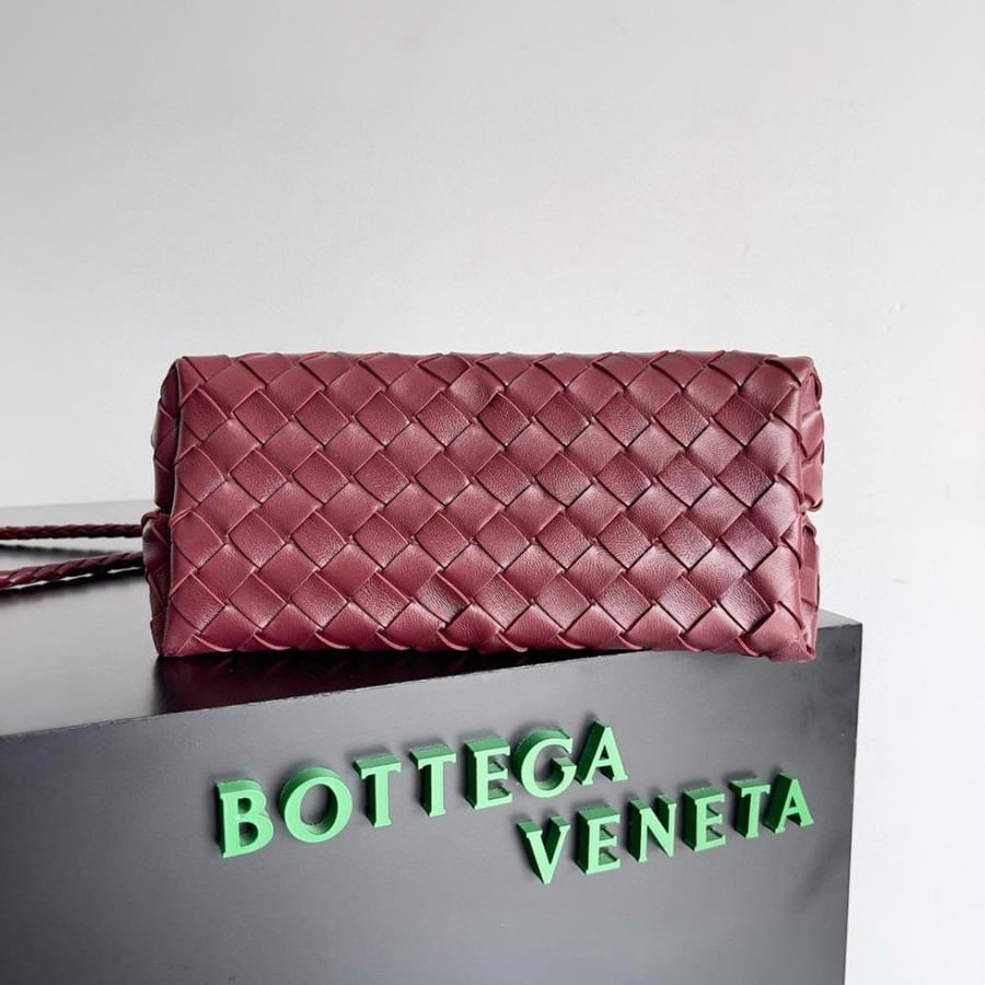 Andiamo small intrecciato leather tote
