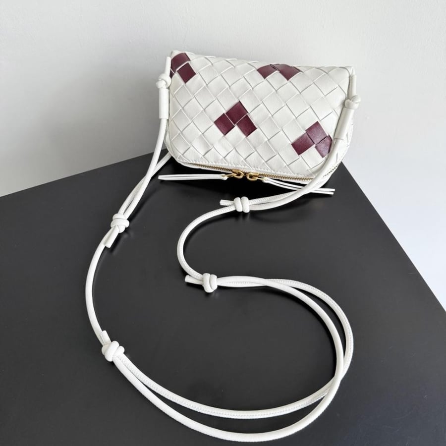 Concert Pouch in Intrecciato Leather