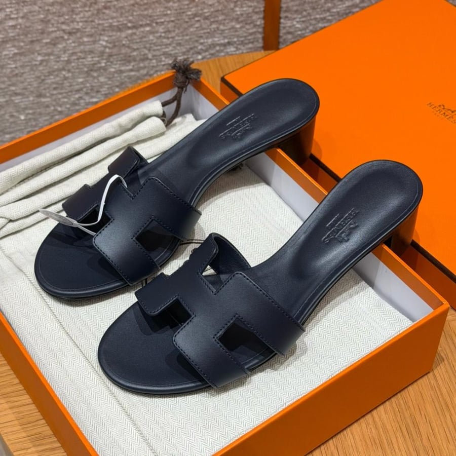 Oasis sandal #12