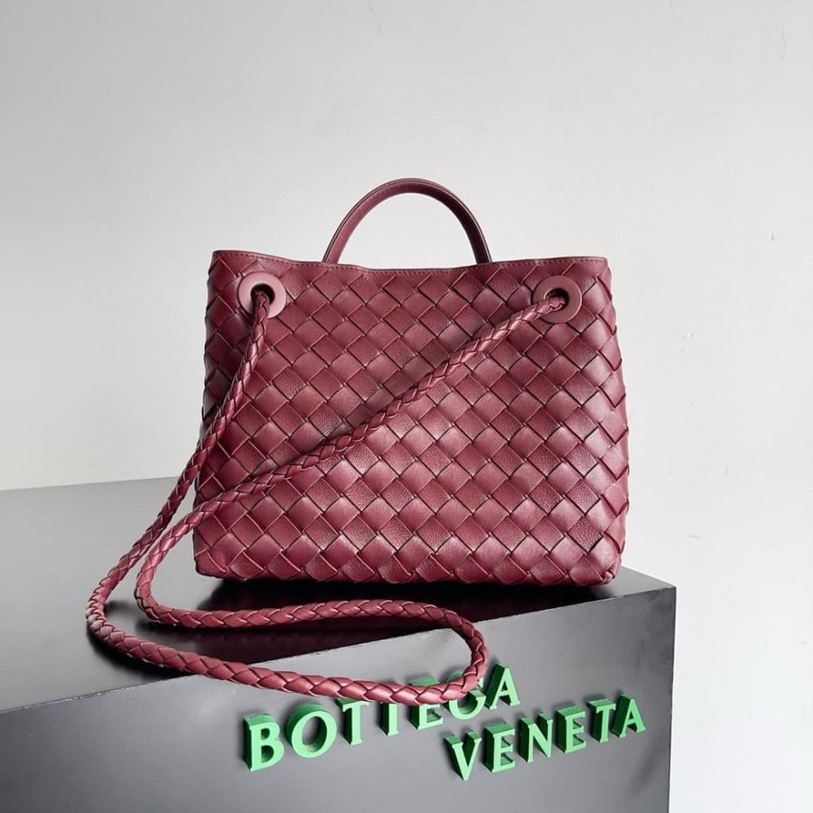 Andiamo small intrecciato leather tote