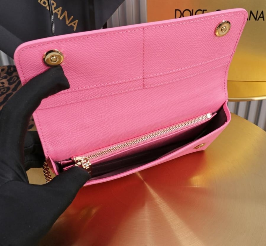 D&G mini wallet on chain