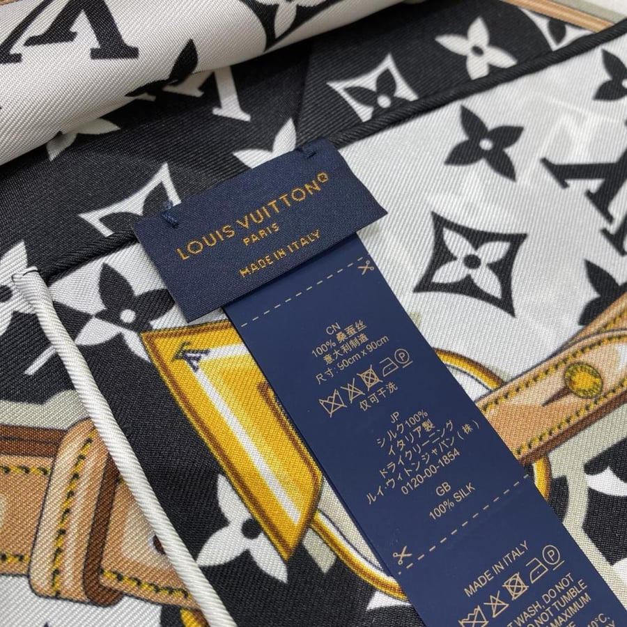Scarf Monogram LV