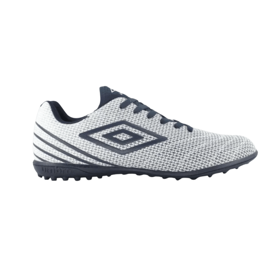 حذاء كرة القدم Toccare TF للاطفال من Umbro