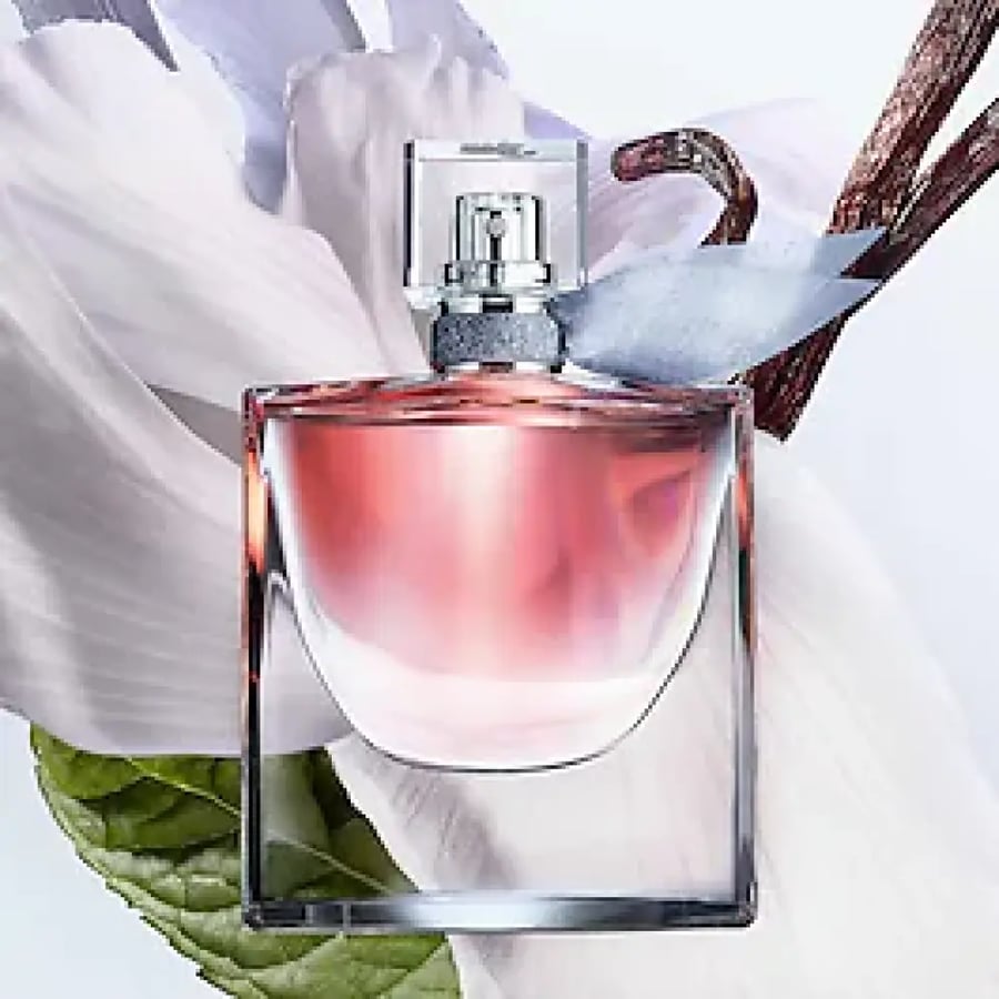 عطر نسائي