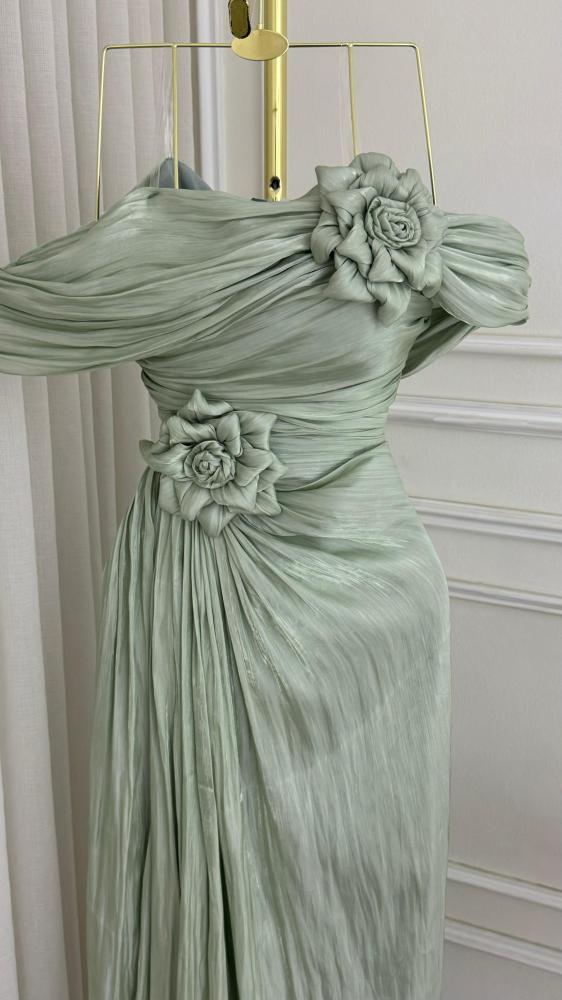 Dress (Mila)