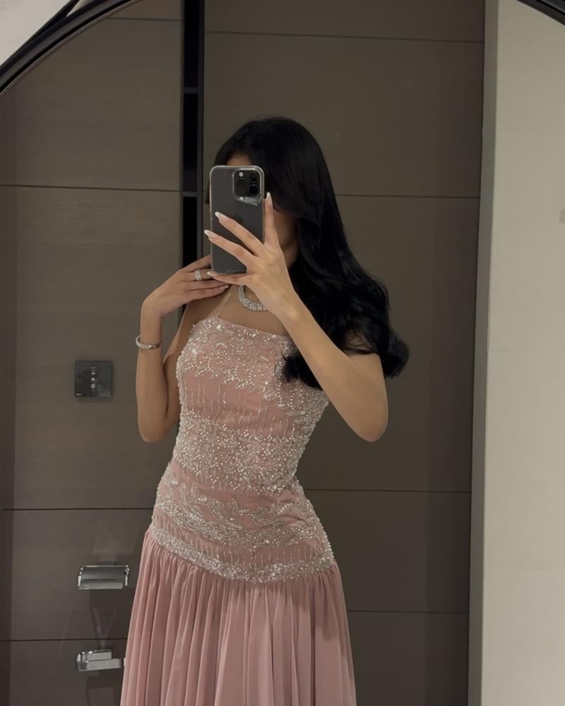 فستان (ناريمان)
