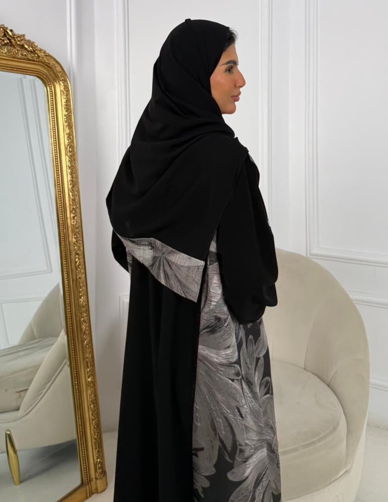 عباية أفراح - إطلالة فخمة للمناسبات السعيدة - عبايات خمائل
