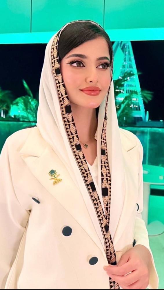 عباية لليوم الوطني  -عبايات ساره