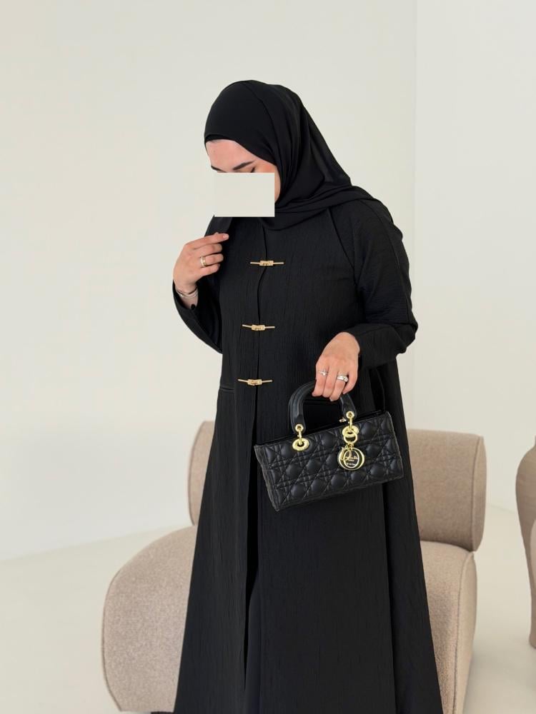 عباية عملية بقماش م يحتاج كواي