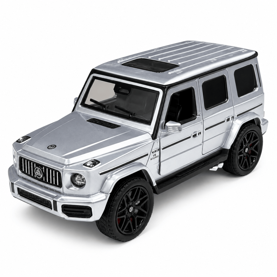 مجسم سيارة مرسيدس G-Class فضي E45