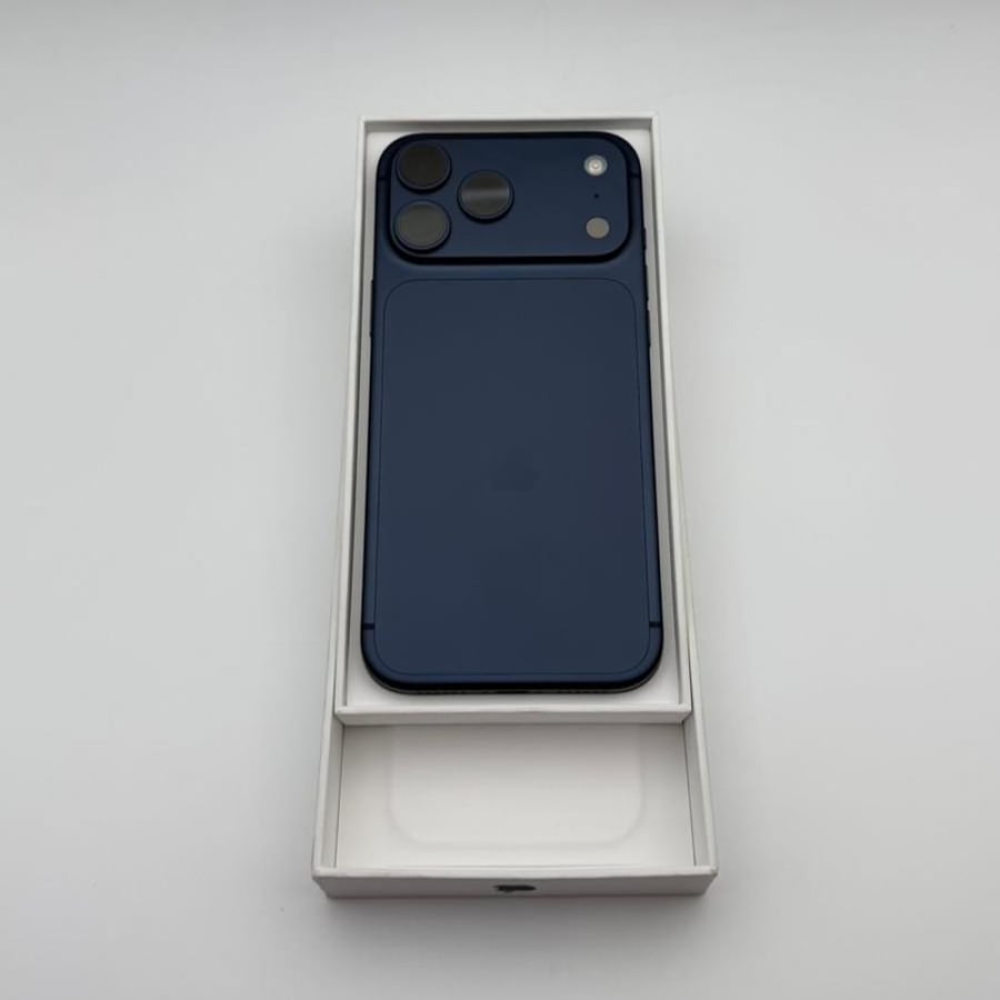 ايفون 17 برو ماكس (iPhone 17 Pro Max)