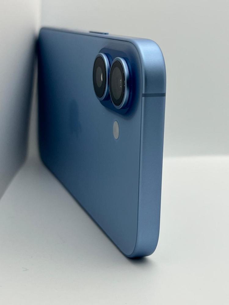 يفون 17  (iPhone 17 )