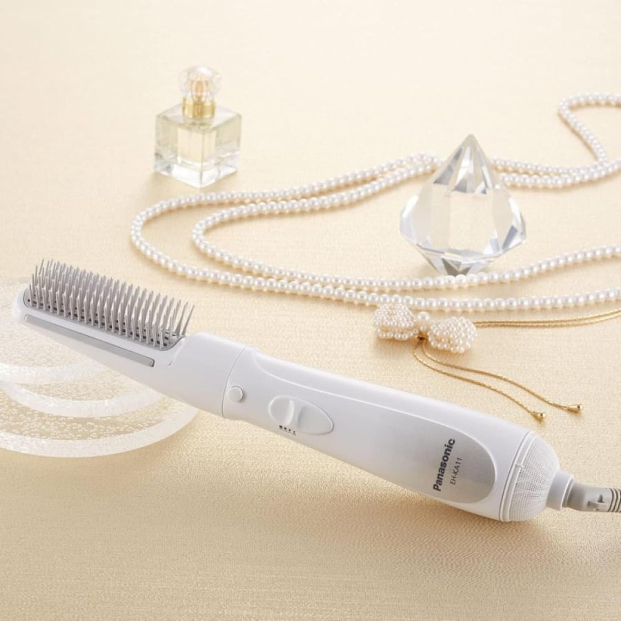 Panasonic hairdryer - 550 watts - 1.8 meters - white - EH-KA11