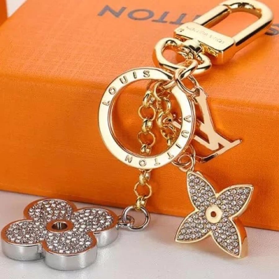 ميداليات lv