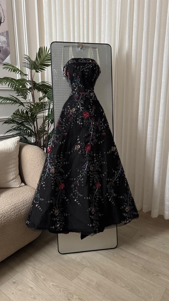 فستان سهره شك اسود كلوش