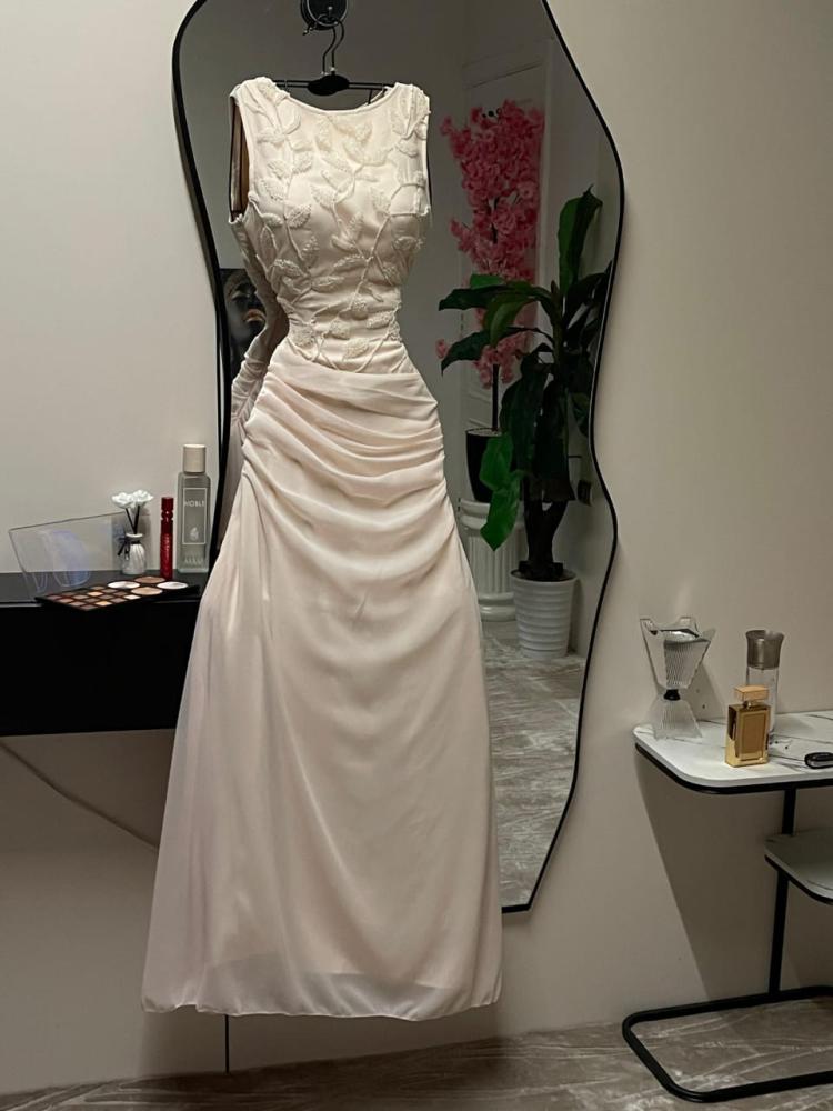 Chic chiffon dress in three colors