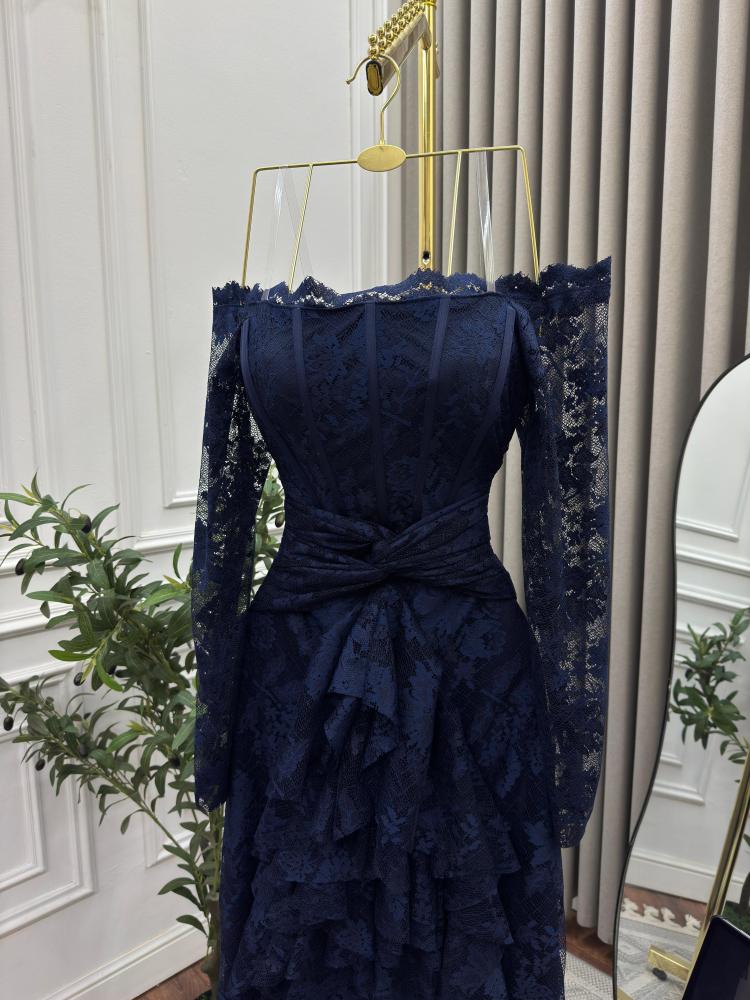 Elegant soft dress in two colors