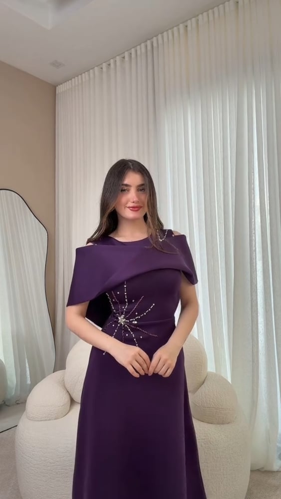 فستان سهره قصير بتطريز كلفه