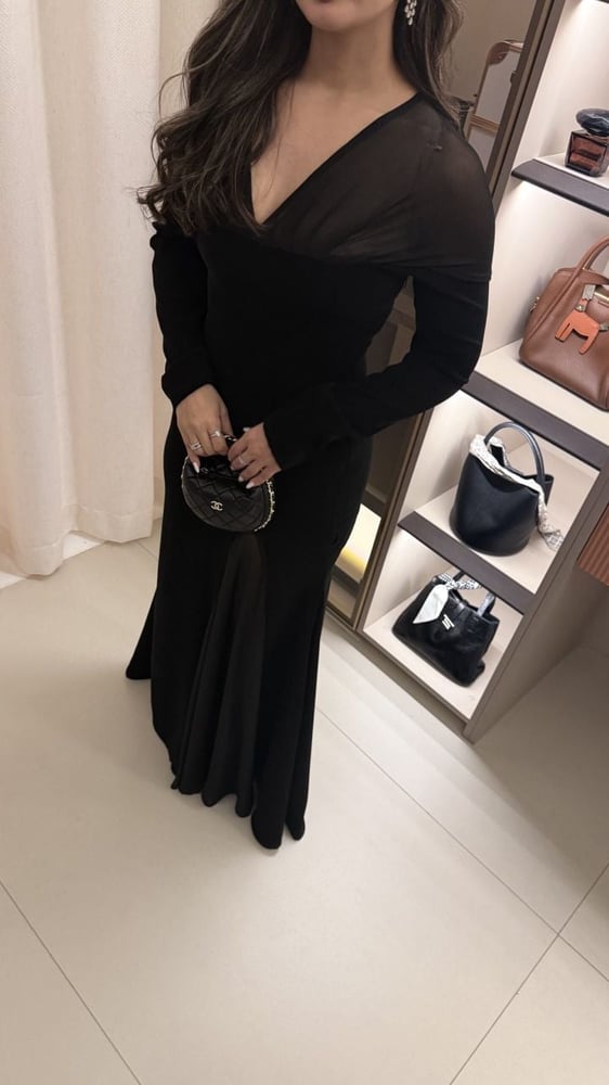 فستان سهرة أسود أنيق