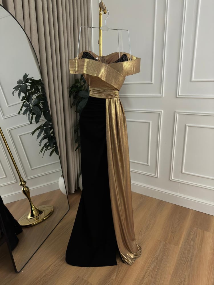 فستان سهره فيراري بلمعه فخمه جدا