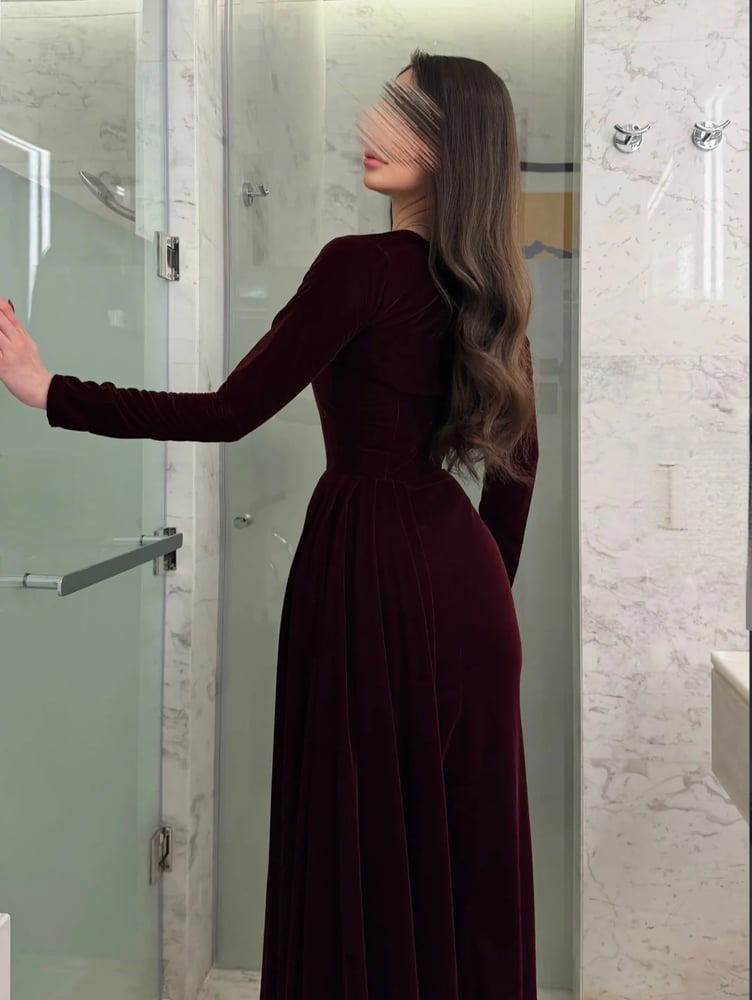 فستان سهره مخمل بتصميم جديد