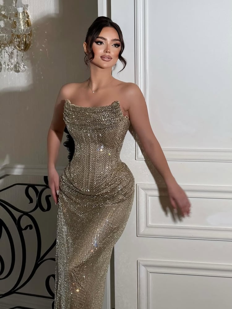 فستان ملكه بفصوص زركون أنيق