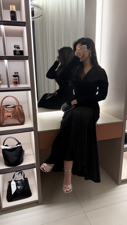 فستان سهرة أسود أنيق