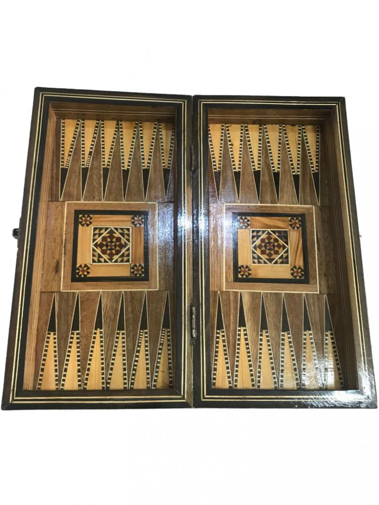 شطرنج وطاولة خشب موزاييك يدوي مع الأحجار مقاس 30*30 سم