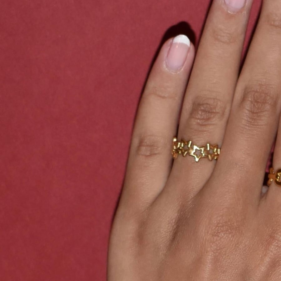 Tiny stars ring