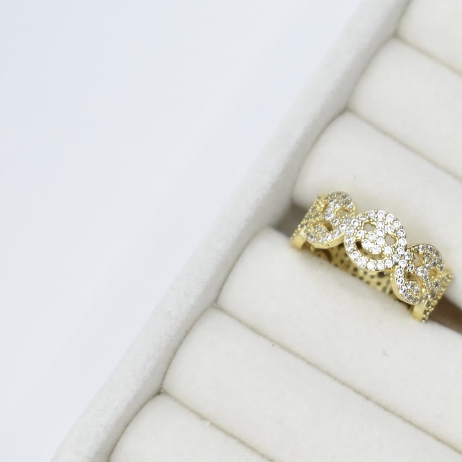 Smile faces ring