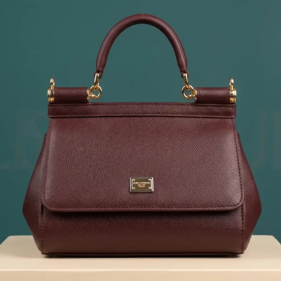 حقيبة دولتشي أند غابانا - سيسلي (Dolce & Gabbana Sicily Bag)
