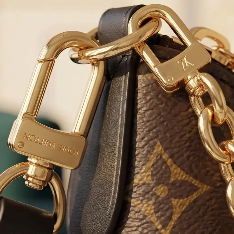 حقيبة لوي فيتون - بوشيت ميتيس إيست ويست (Louis Vuitton Pochette Métis East West)