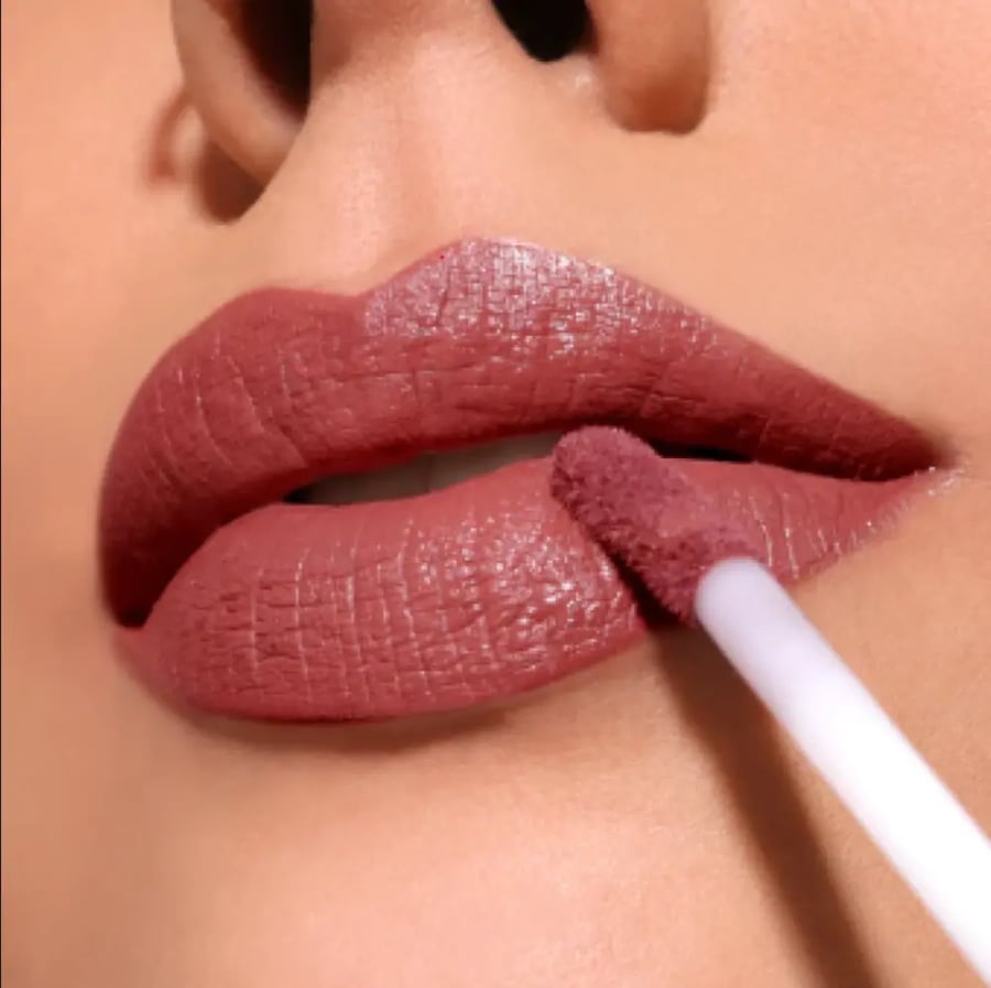 مويرا أحمر شفاه سائل ليب ديفاين - 3 جم - MOIRA Lip Divine Liquid Lipstick