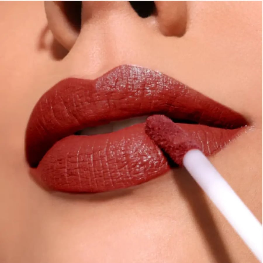 مويرا أحمر شفاه سائل ليب ديفاين - 3 جم - MOIRA Lip Divine Liquid Lipstick