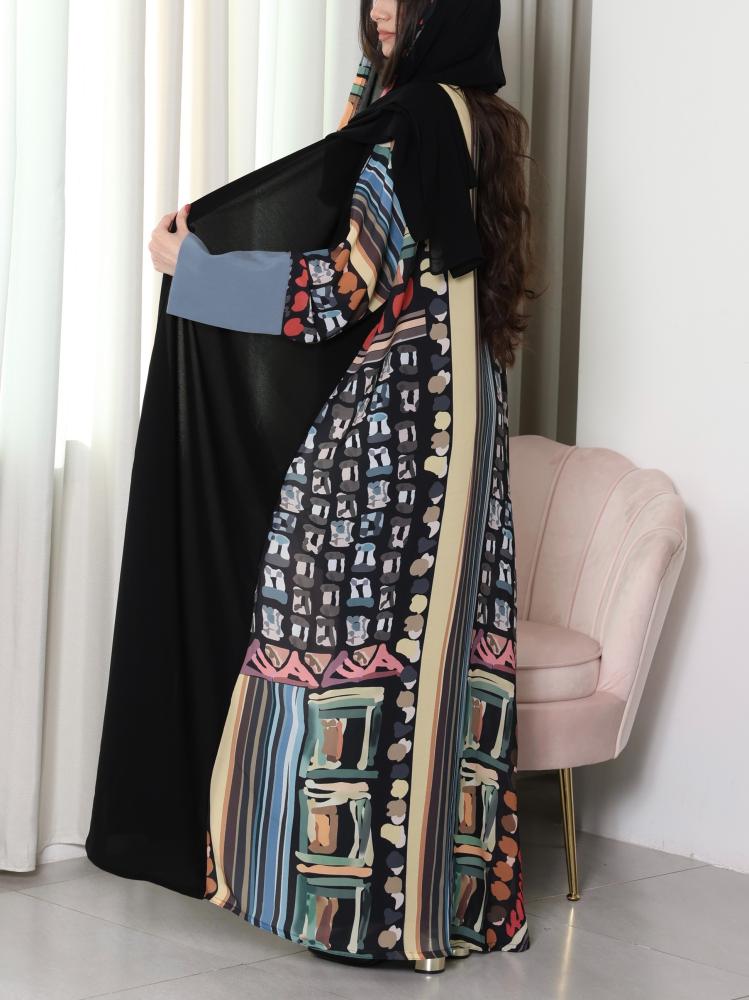 عباية كريب بلمسة فنية مطبوعة