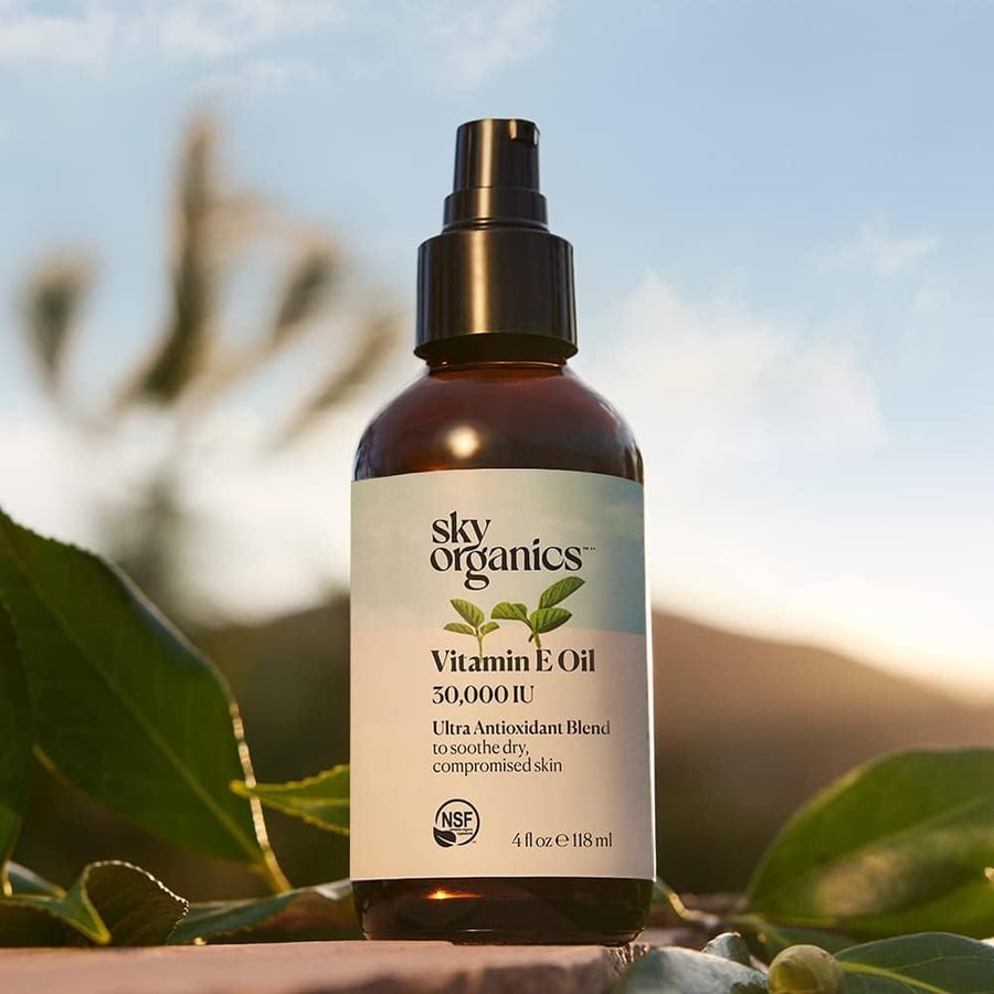 Sky Organics Vitamin E Oil for Face, 36,000 IU Ultra Antioxidant Blend to Deliver Reparative Moisture and Soothe Dry, Damaged & Compromised Skin, 100% Pure Cold-Pressed Facial Oil, 4 fl oz