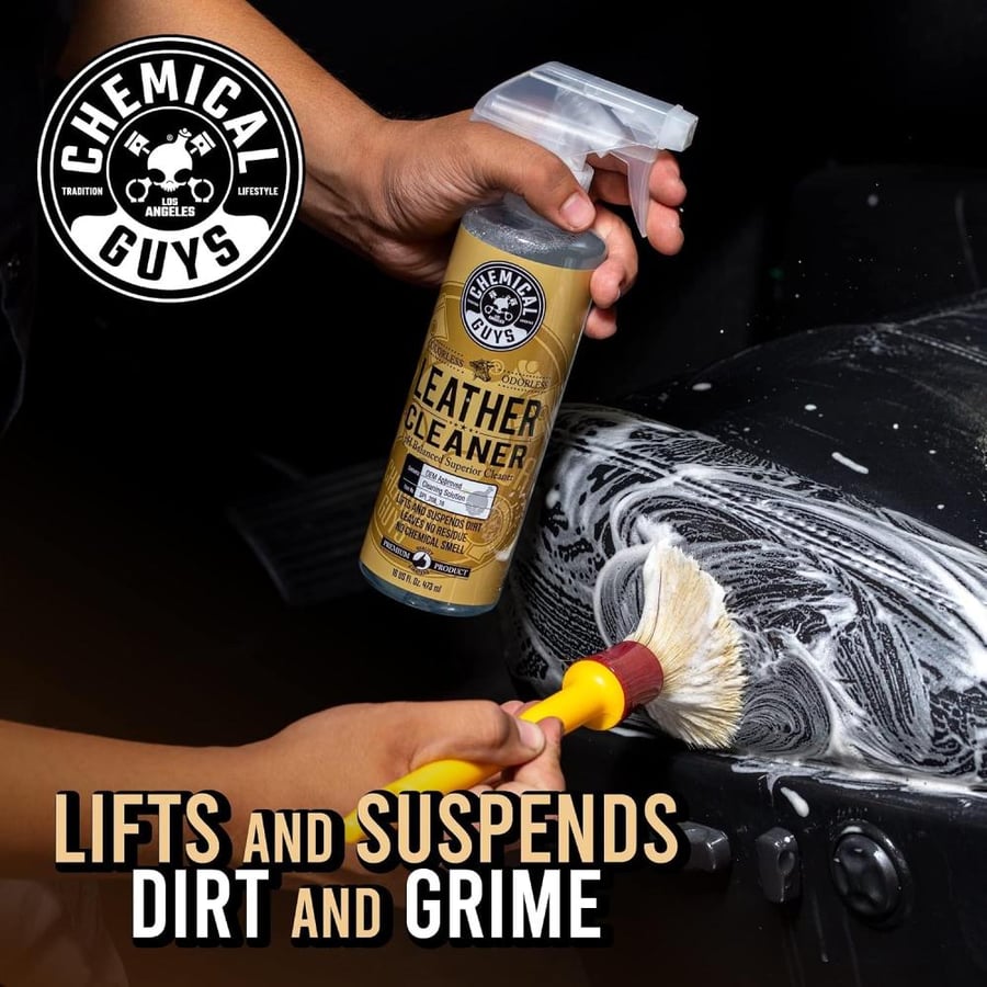 Chemical Guys SPI_109_16 Leather Cleaner and Leather Conditioner Kit for Use on Leather Apparel, Furniture, Car Interiors, Shoes, Boots, Bags & More (2-16 fl oz Bottles)