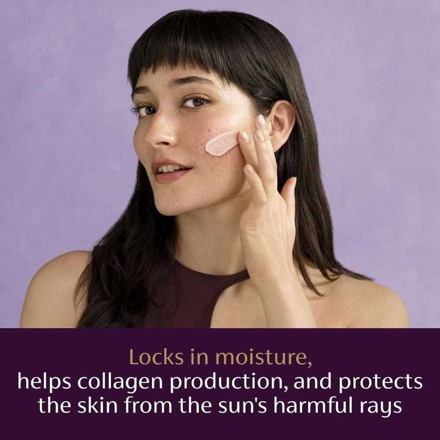 Mederma Scar Cream Plus SPF 30, Sunscreen, Protects from Sun Damage, Reduces the Appearance of Scars, 0.7 Ounce, 20 grams (Packaging May Vary)