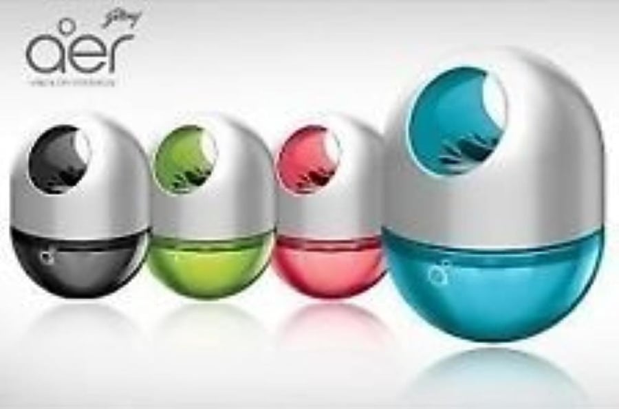 Godrej Aer Twist Car Air Freshener Musk After Smoke 45G, Black