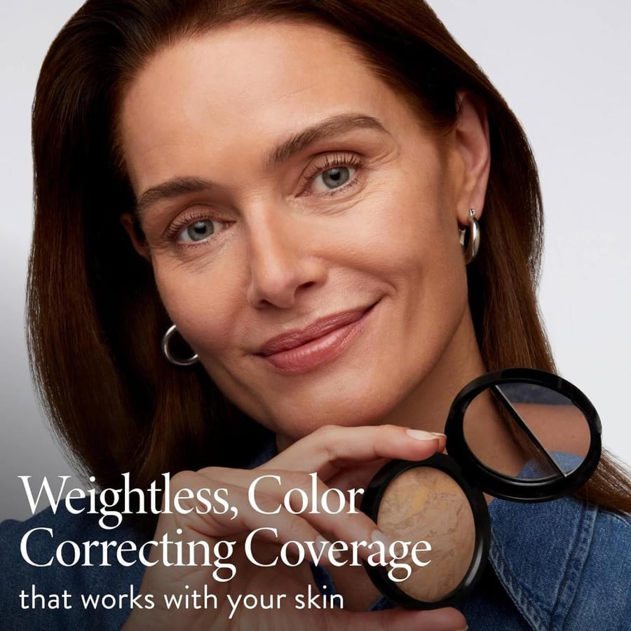 LAURA GELLER NEW YORK Award-Winning Baked Balance-n-Brighten Color Correcting Powder Foundation - Medium - Buildable Light to Medium Coverage - Demi-Matte Natural Finish