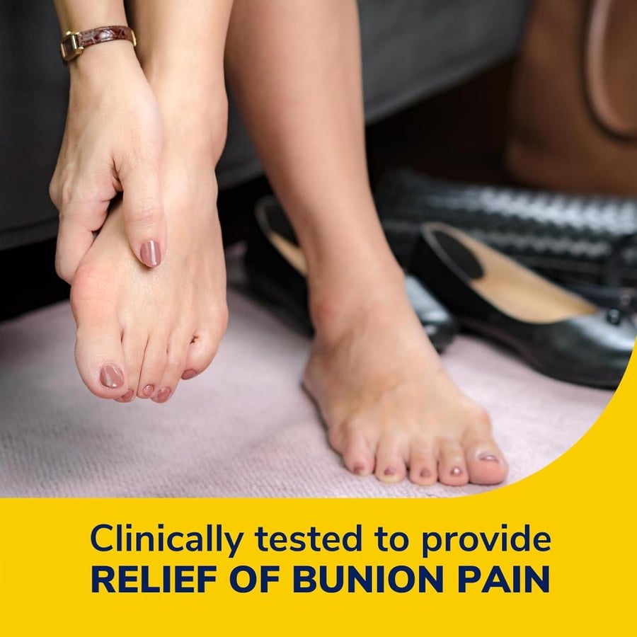 Dr. Scholl's BUNION RELIEF & TOE CORRECTOR // Massaging Gel Bunion Splint & Big Toe Straightener - Bunion Corrector for Women & Men - Bunion Pads for Bunion Relief, 1 support set (left & right)