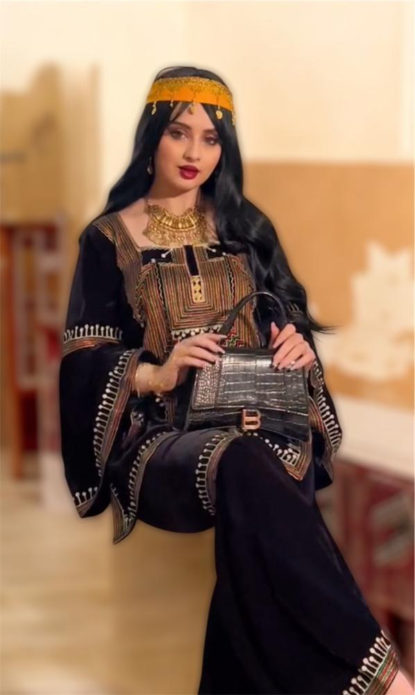 جلابيه مطرزه يدوي