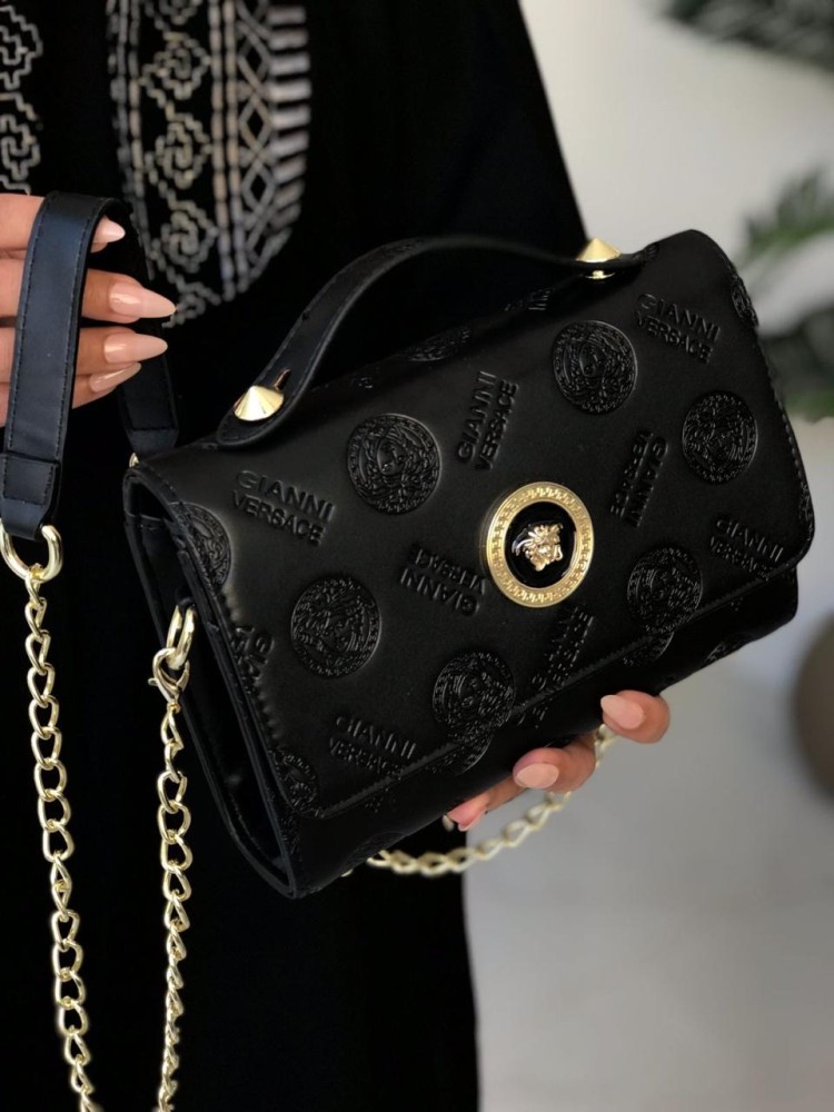 شنطة فرزاتشي _أسود