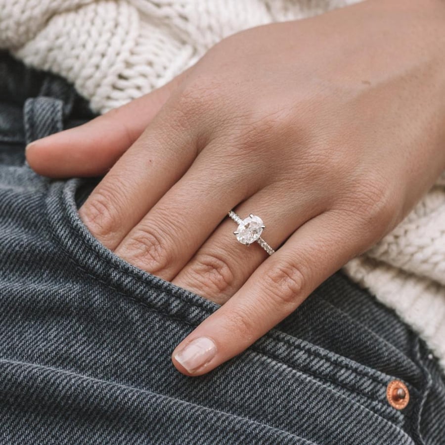 Oval Cut Solitaire