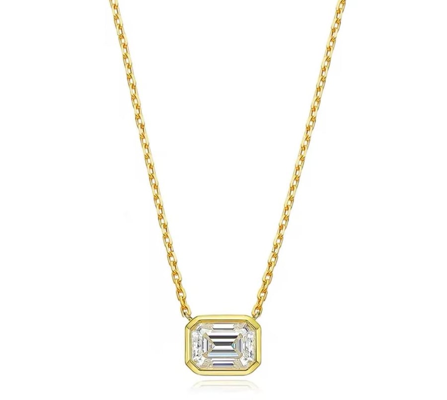 Serenity | 1ct Emerald Cut – Gold
