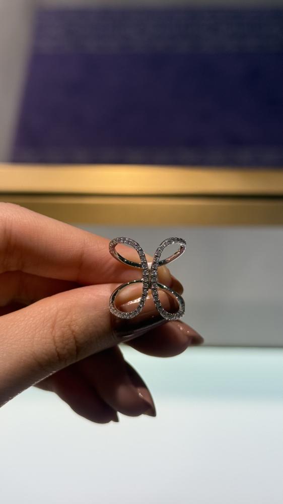 Open Swirl Design Ring
