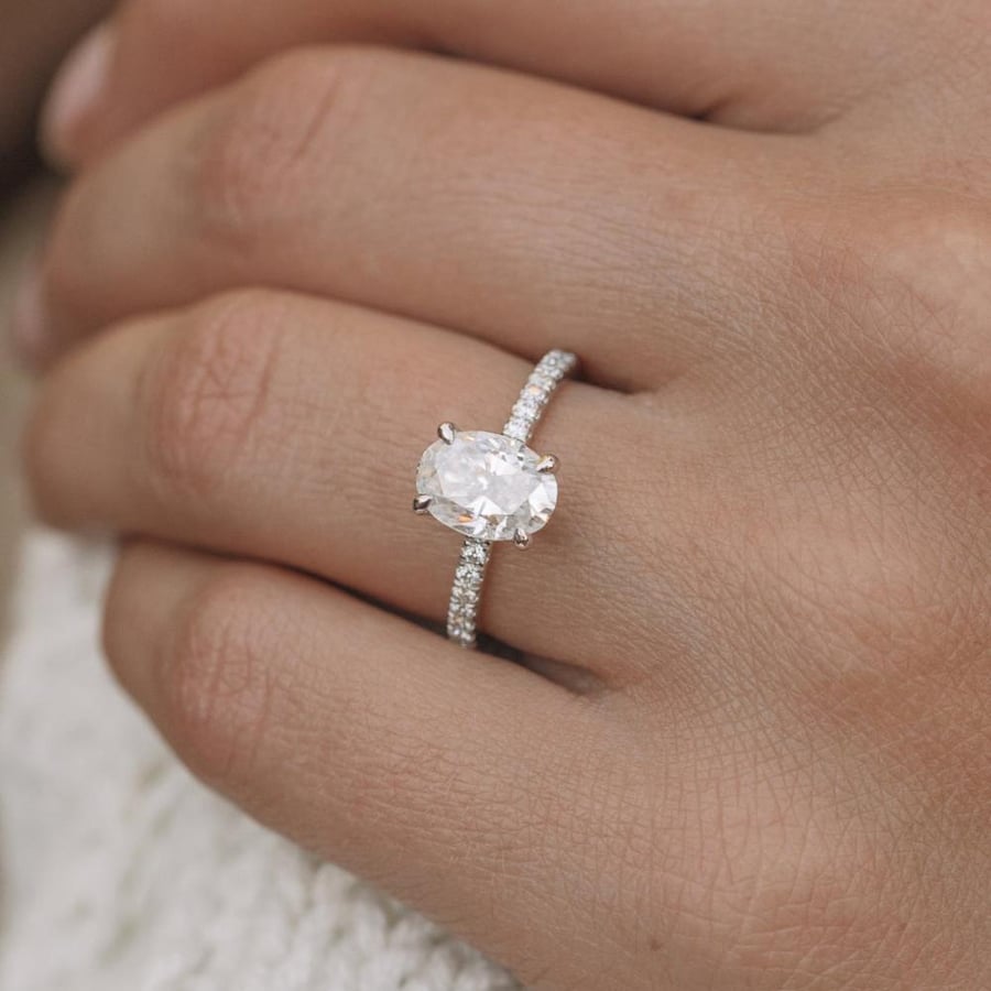 Oval Cut Solitaire